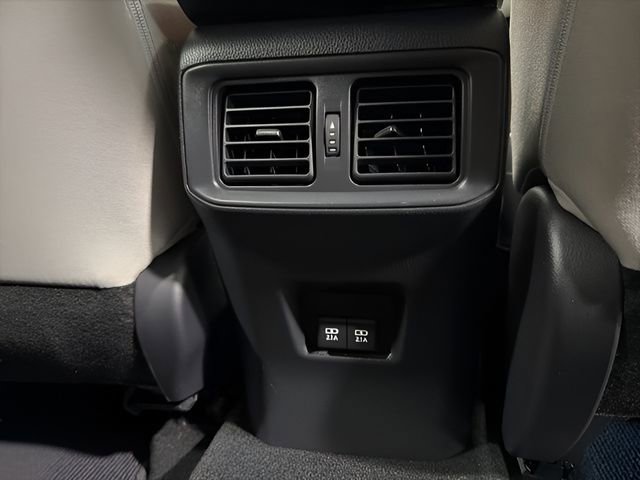 Used 2019 Toyota RAV4 XLE w/ Convenience Package image 34