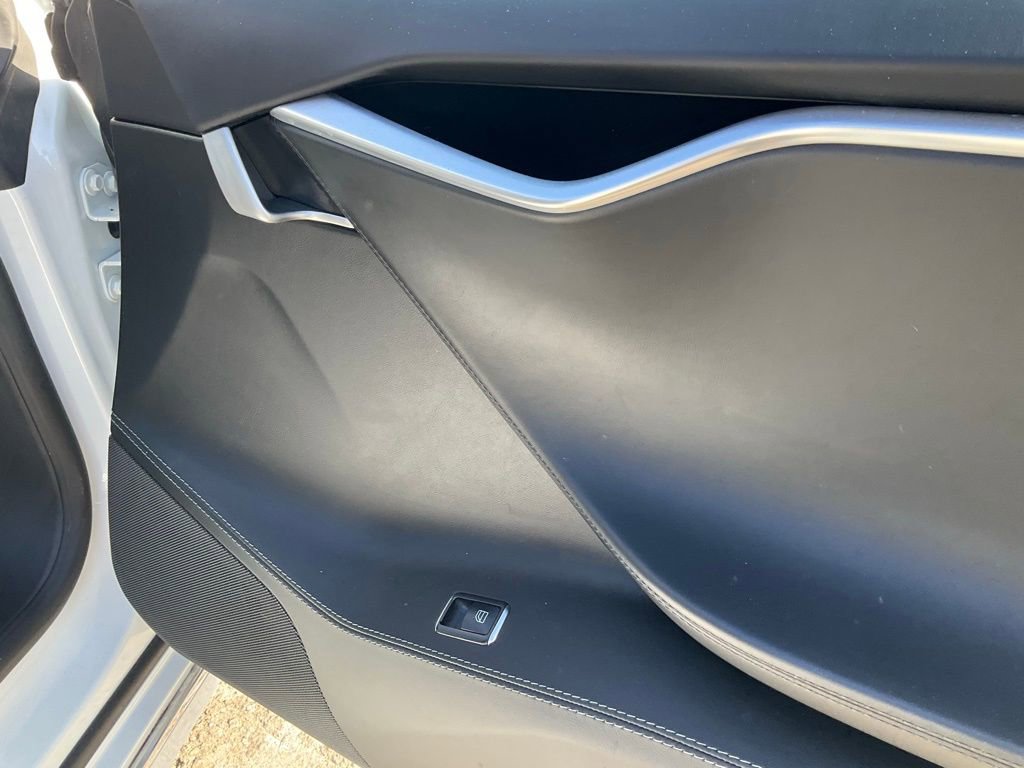 Used 2017 Tesla Model S 75 RWD image 67