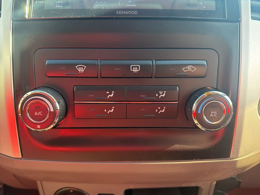 Used 2013 Nissan Frontier SV image 36