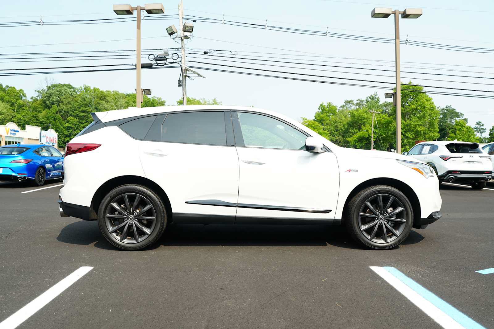 Certified 2025 Acura RDX w/ Advance Package AWD/4WD image 8