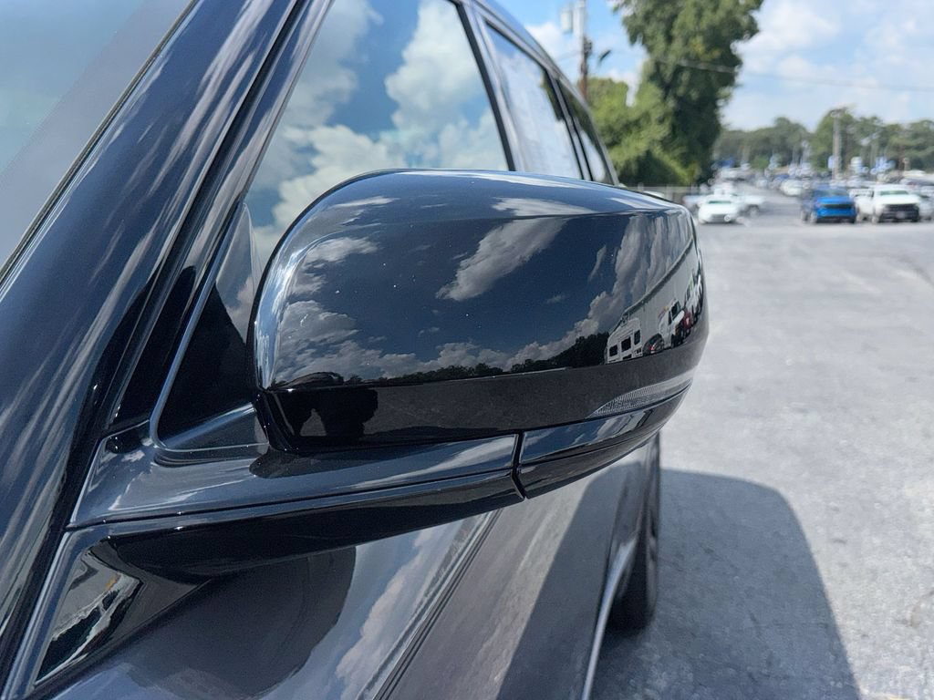 Used 2025 Jeep Grand Cherokee L Summit AWD/4WD image 11