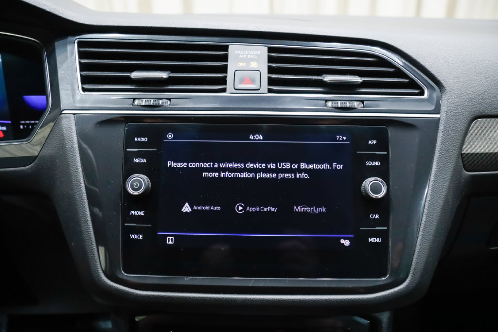 Used 2022 Volkswagen Tiguan SE FWD image 25
