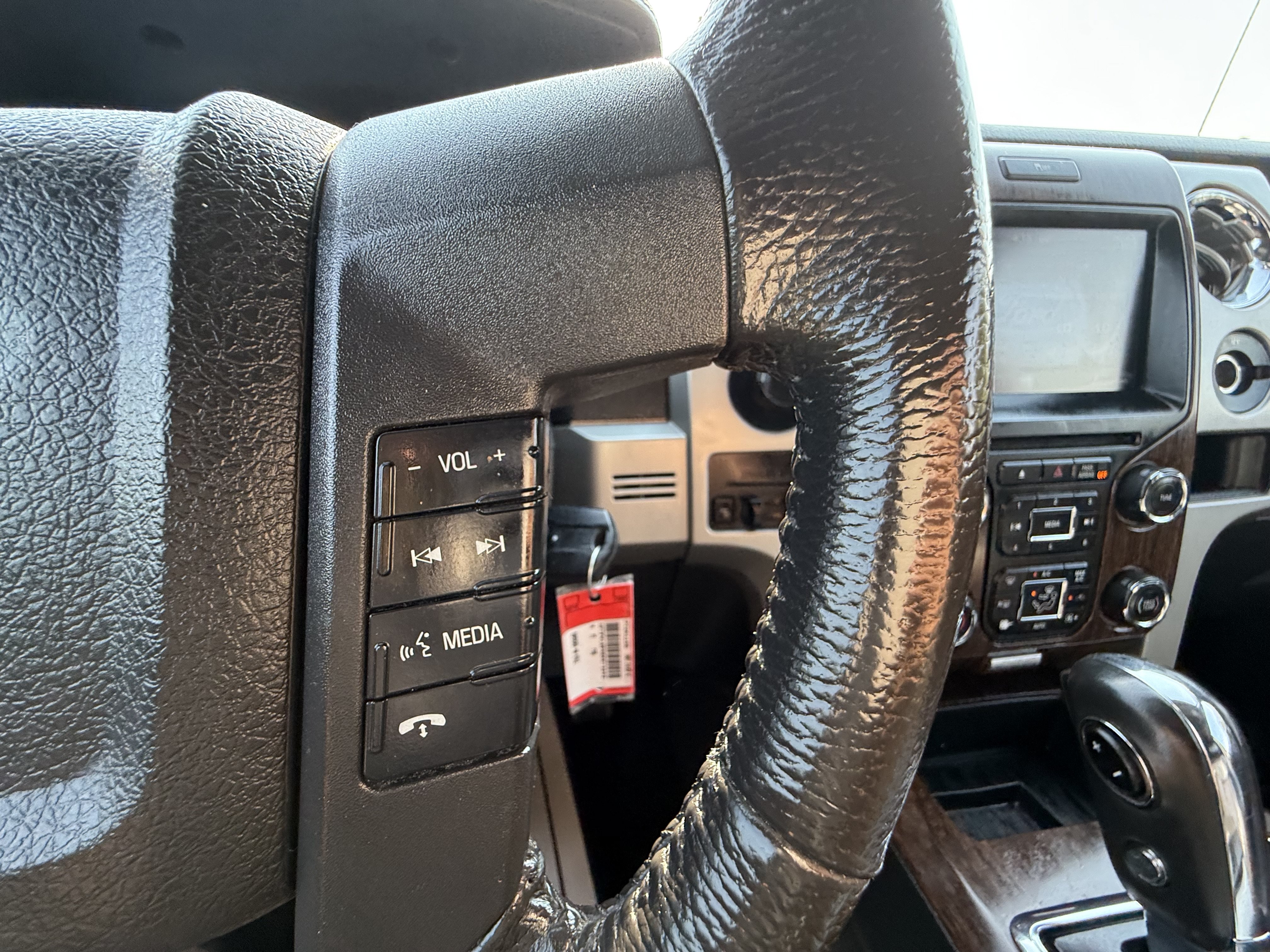 Used 2014 Ford F150 Lariat w/ Equipment Group 501A Mid AWD/4WD image 21