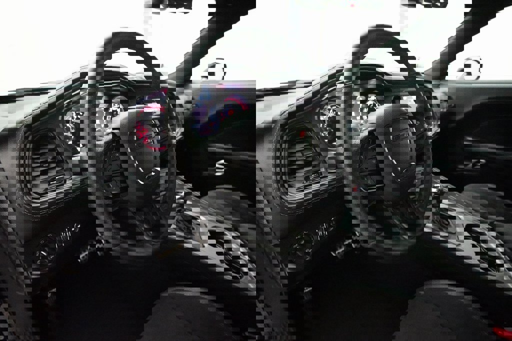 Used 2023 Dodge Challenger R/T w/ Plus Package image 8