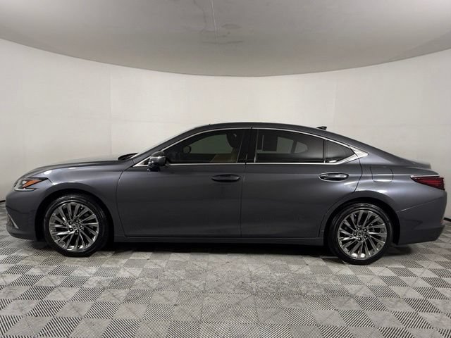 Used 2025 Lexus ES 350 Ultra Luxury w/ Accessory Package (Z2) FWD image 3
