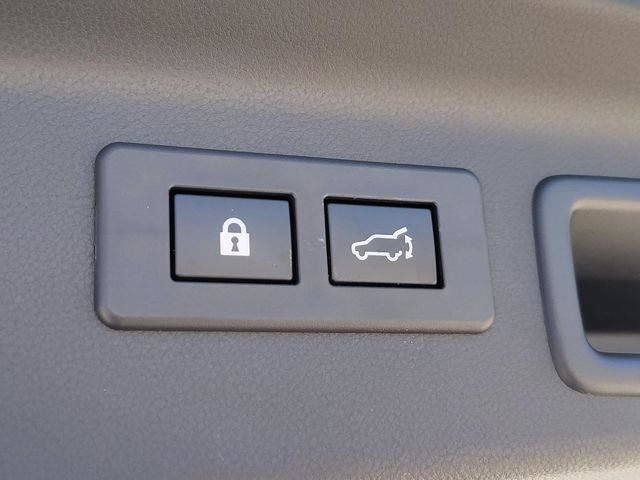 Used 2025 Subaru Forester Limited w/ Popular Package #1 AWD/4WD image 12