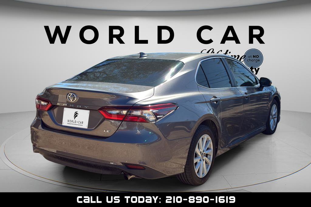 Used 2021 Toyota Camry LE FWD image 19