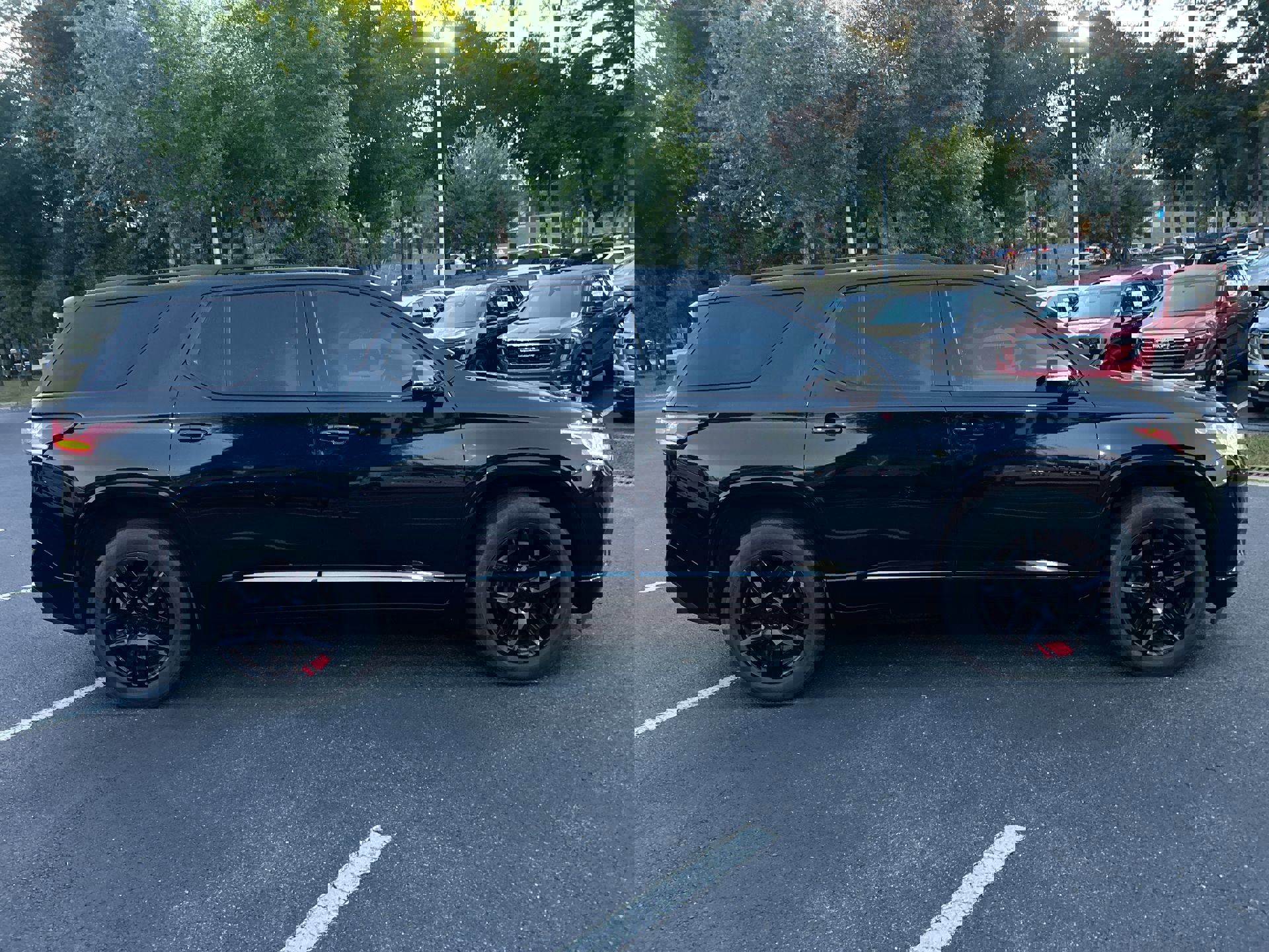 Used 2019 Chevrolet Traverse Premier w/ Redline Edition image 10