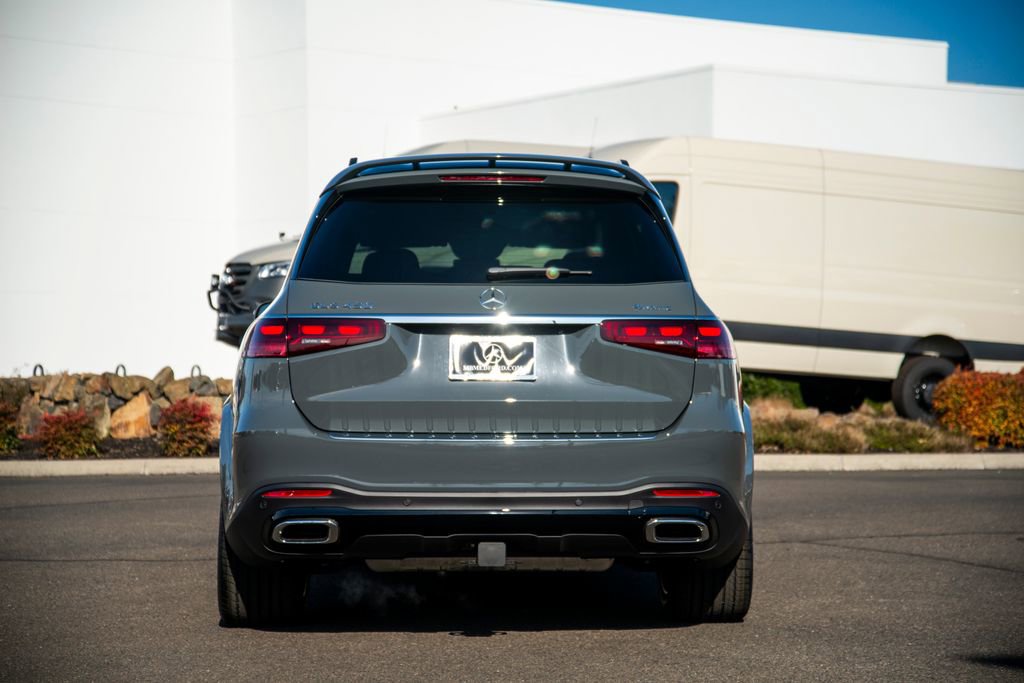 New 2026 Mercedes-Benz GLS 450 4MATIC image 4