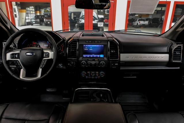 Used 2021 Ford F250 Lariat w/ Lariat Ultimate Package AWD/4WD image 16