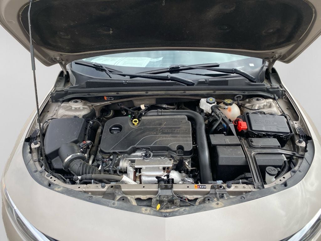 Used 2024 Chevrolet Malibu LT image 9