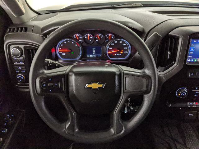 Used 2020 Chevrolet Silverado 1500 Custom w/ Custom Value Package AWD/4WD image 9