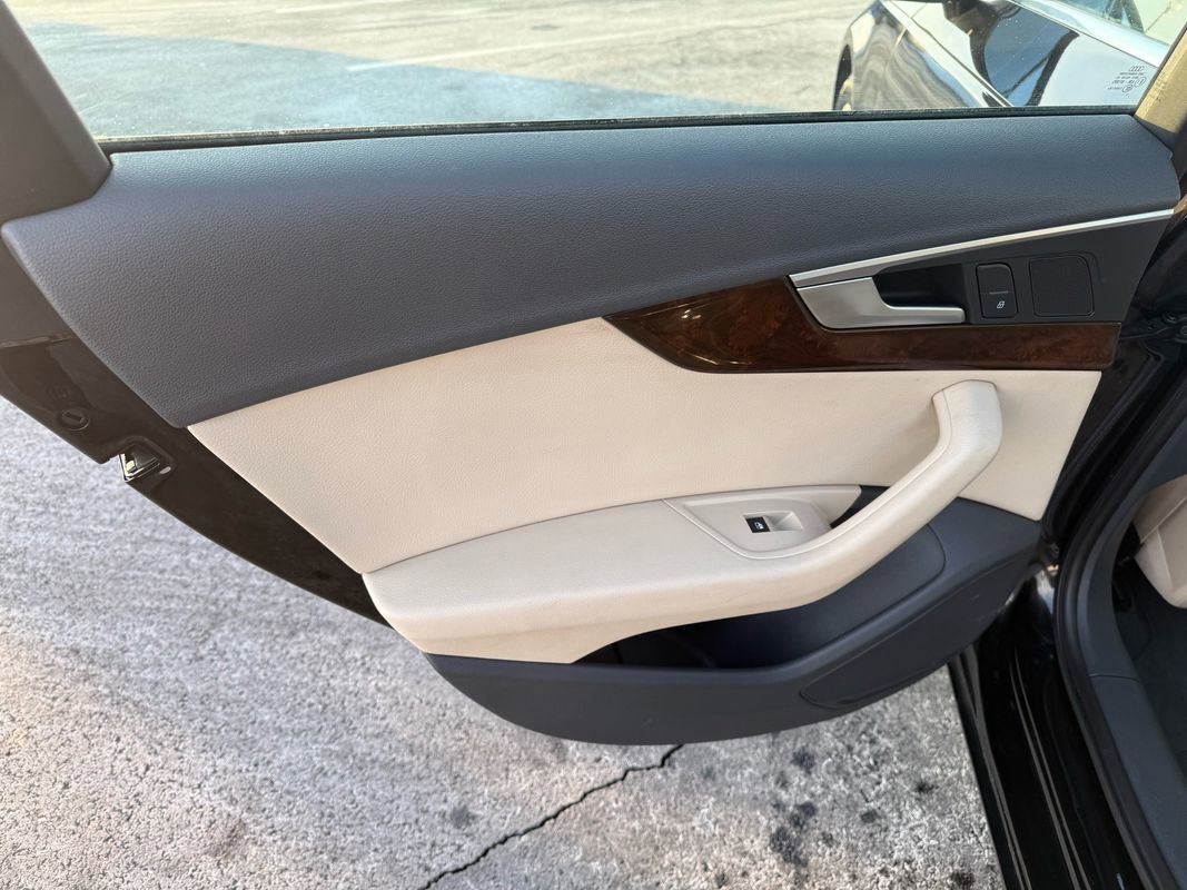 Used 2019 Audi A4 2.0T Premium image 10