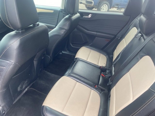 Used 2022 Ford Escape Titanium w/ Titanium Elite Package image 11