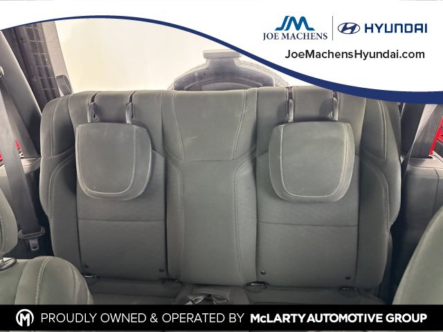 Used 2022 Jeep Wrangler Sport image 27