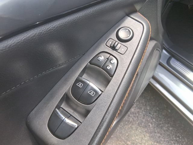 Used 2019 Nissan Maxima SR w/ Premium Package FWD image 12