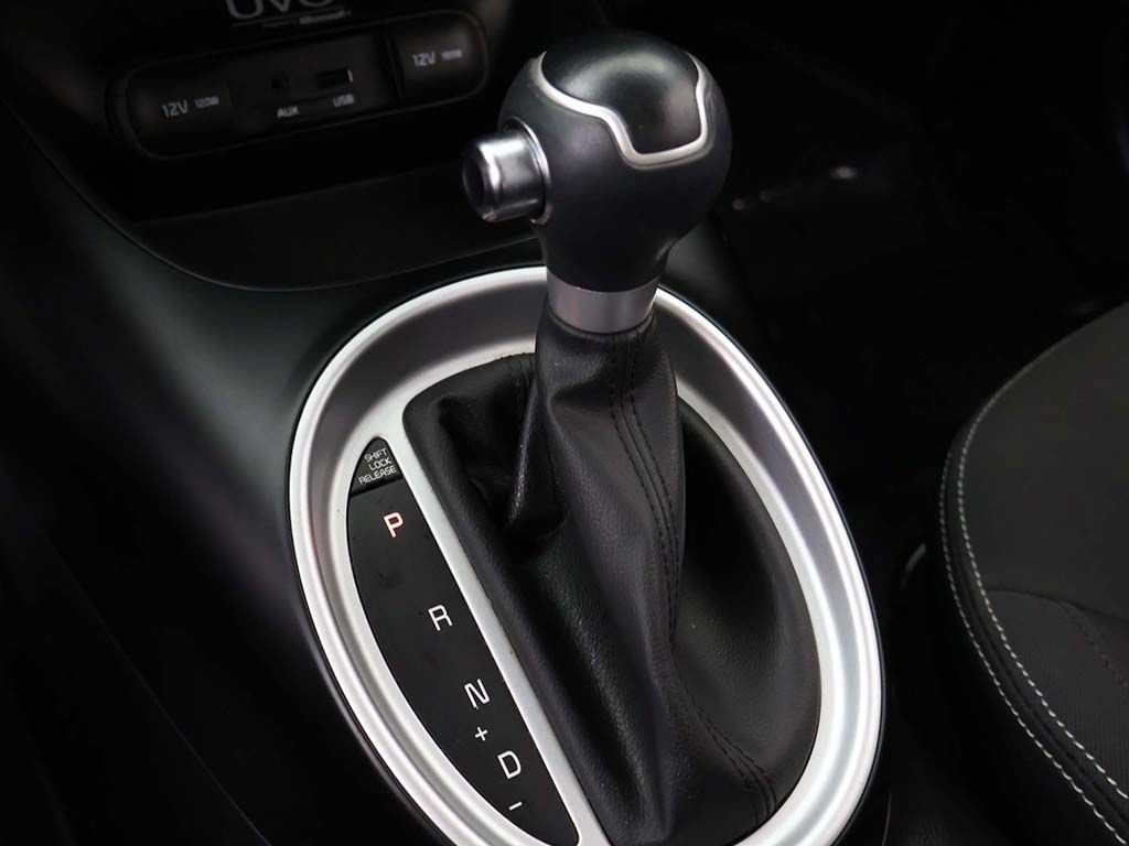 Used 2015 Kia Soul FWD image 40