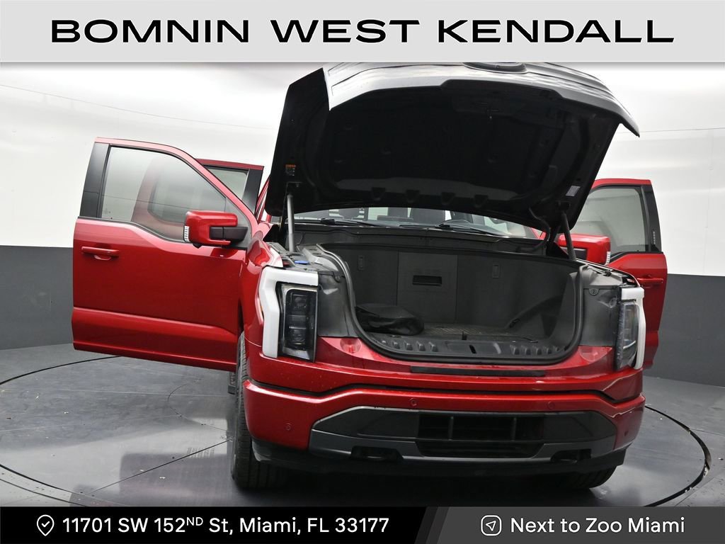 Used 2023 Ford F150 Lightning Lariat w/ Max Trailer Tow Package image 32