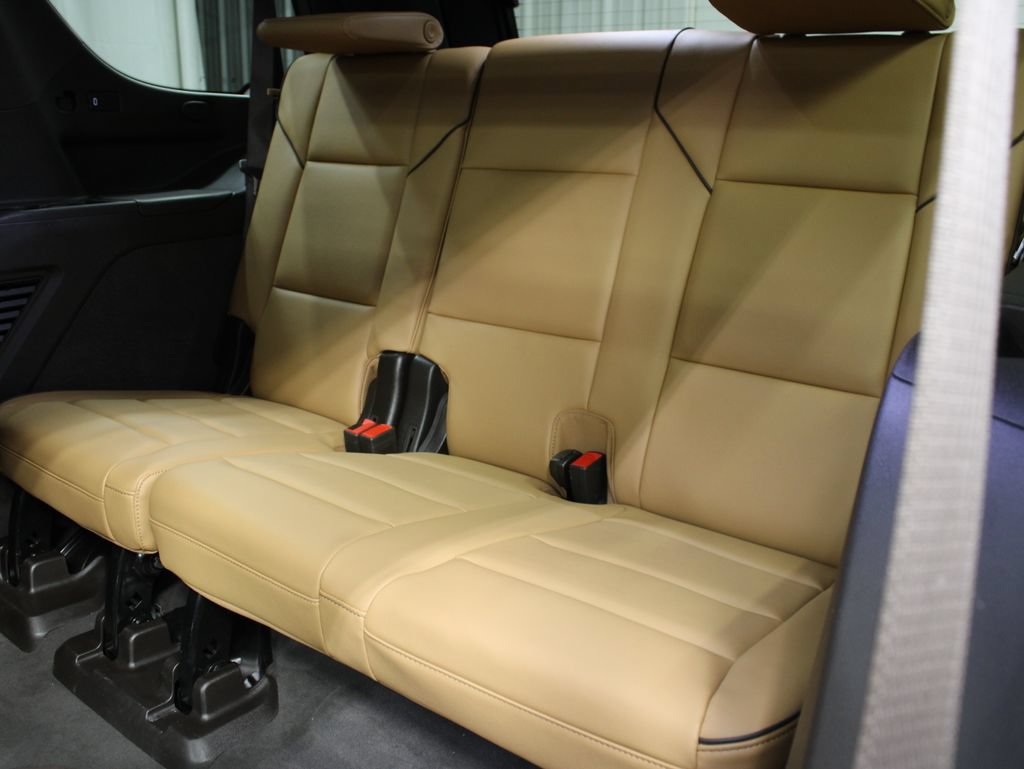 Used 2025 Cadillac Escalade Premium Luxury w/ Touring Package AWD/4WD image 19