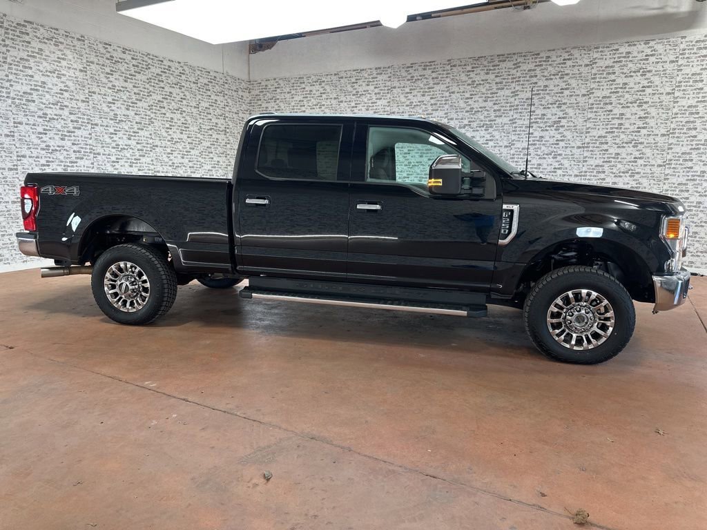 Used 2022 Ford F250 XLT w/ XLT Premium Package image 8