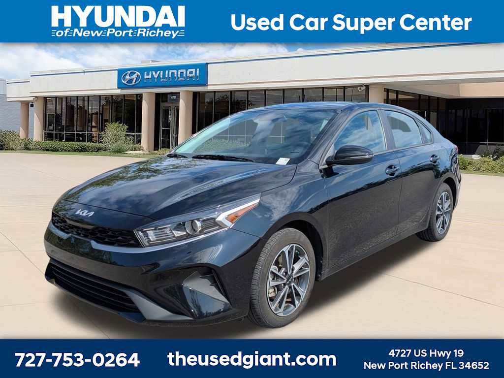 Used 2024 Kia Forte LXS w/ LXS Technology Package FWD video 1