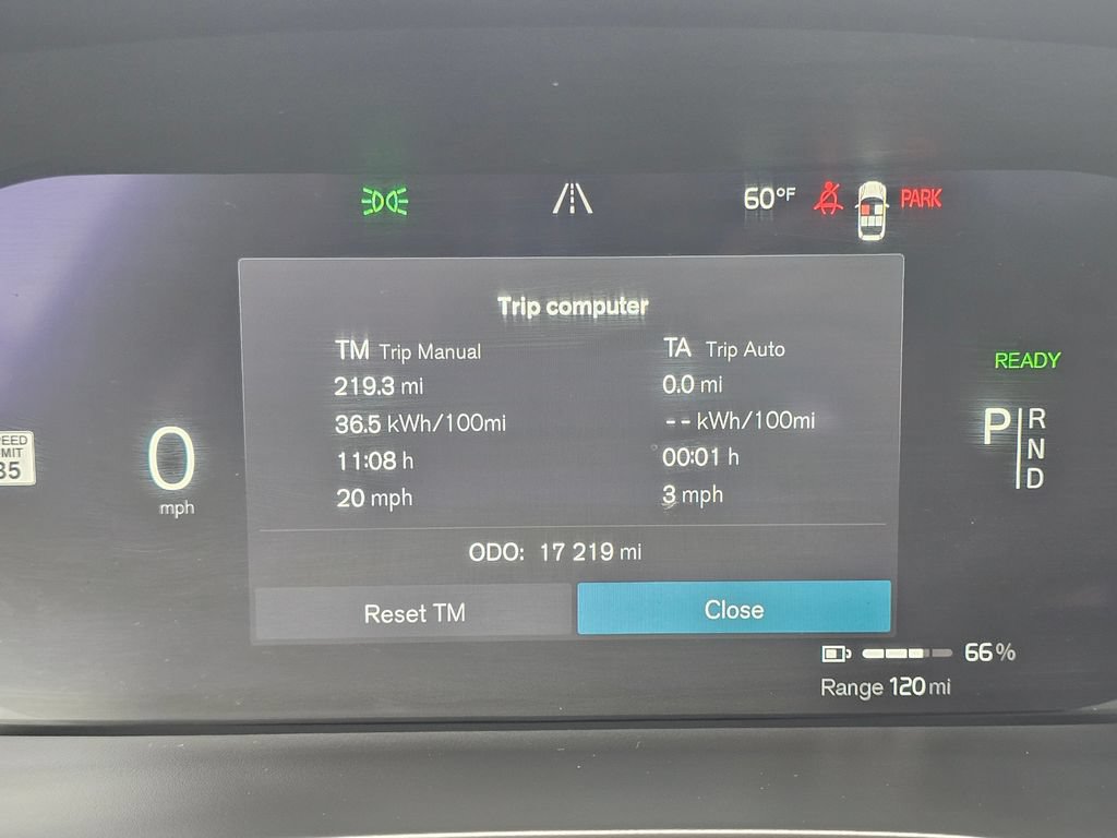Used 2023 Volvo XC40 Recharge Ultimate w/ Protection Package Premier AWD/4WD image 21