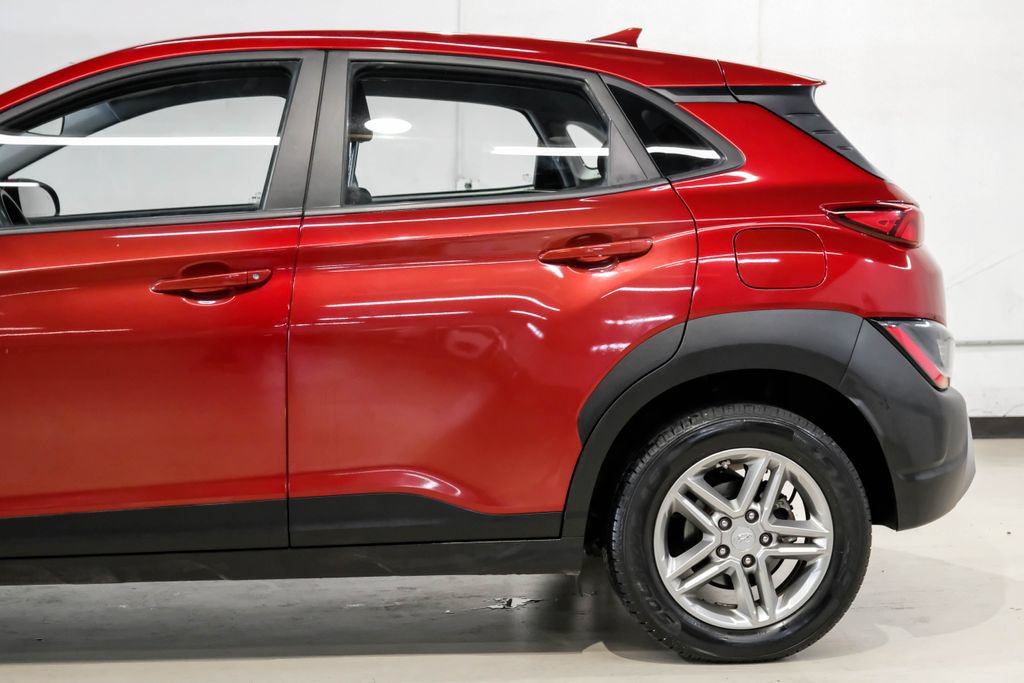 Used 2023 Hyundai Kona SE FWD image 13