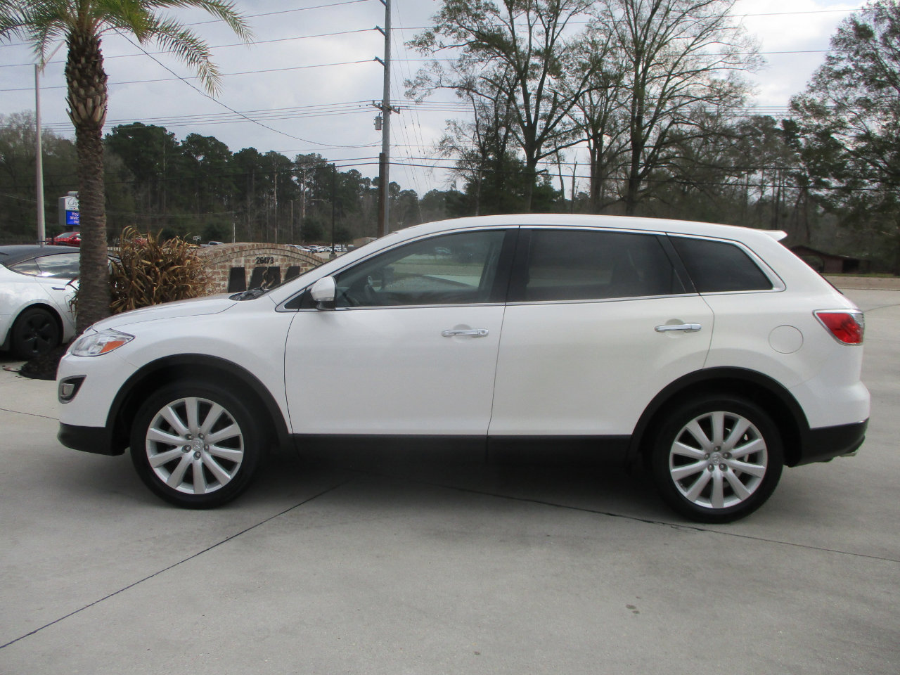 Used 2010 MAZDA CX-9 Grand Touring w/ Moonroof & Bose Audio Pkg image 19