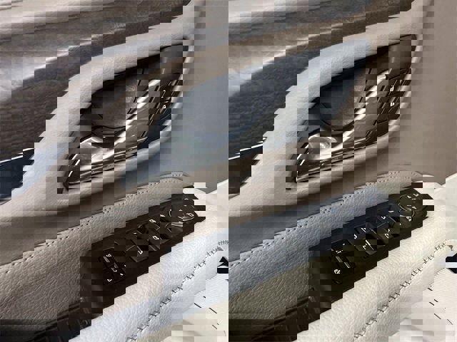 Certified 2021 GMC Yukon Denali image 24