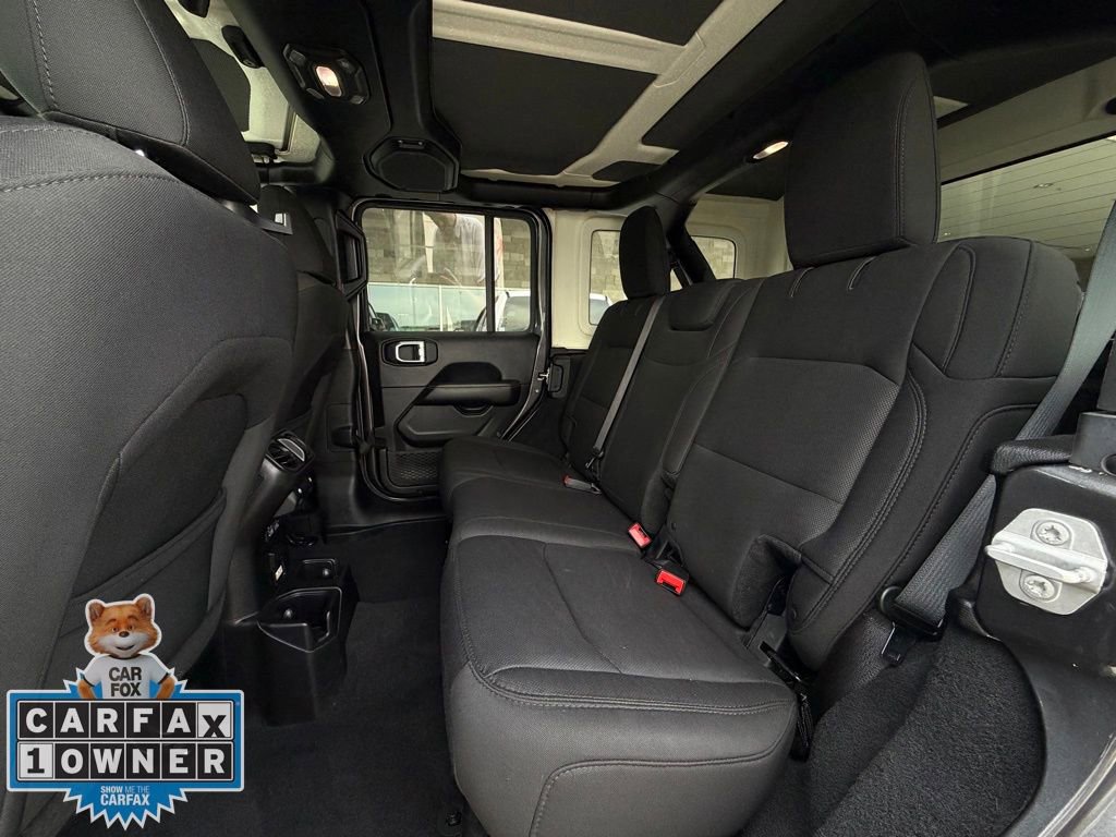 Used 2018 Jeep Wrangler Unlimited Sahara w/ Dual Top Group image 24