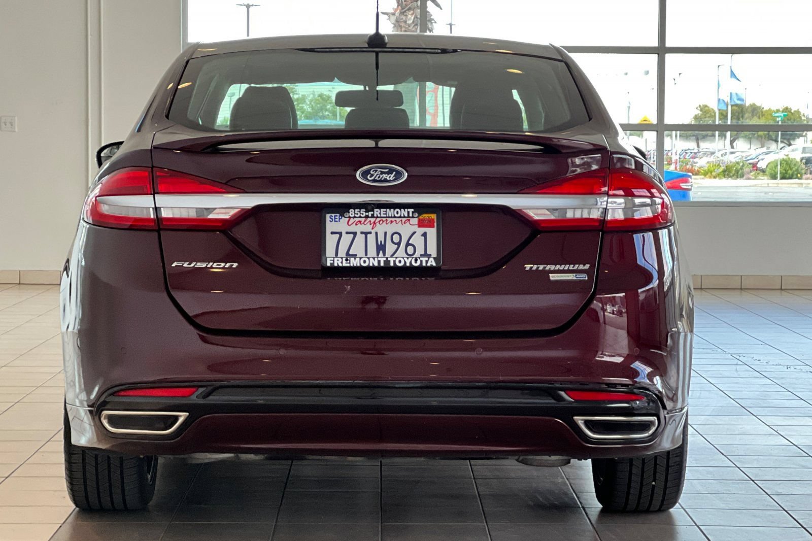 Used 2017 Ford Fusion Titanium AWD/4WD image 5