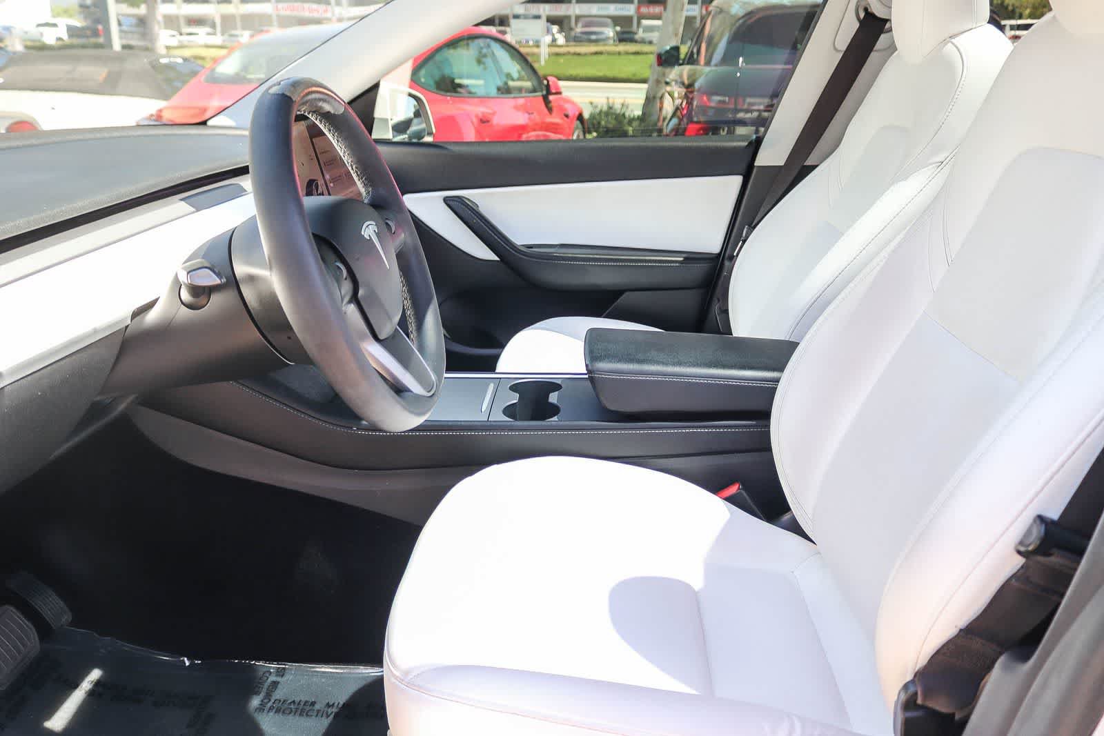 Used 2021 Tesla Model Y Long Range AWD/4WD image 14
