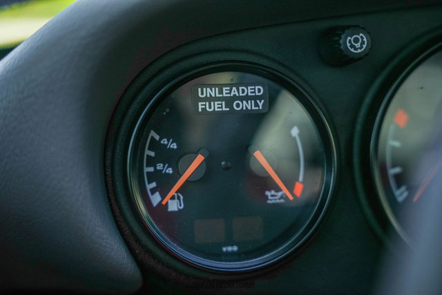 Used 1995 Porsche 911 Carrera image 41