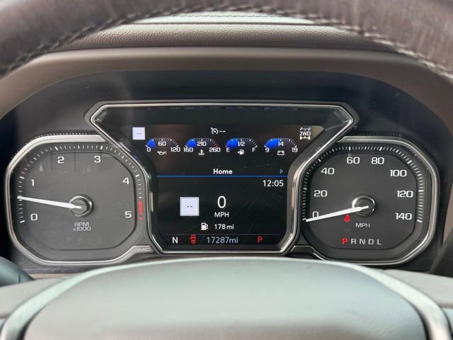 Used 2022 GMC Sierra 3500 Denali w/ Technology Package AWD/4WD image 31