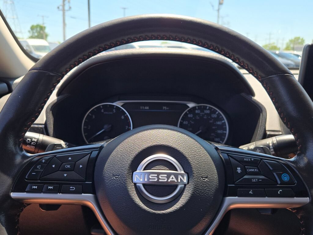 Used 2023 Nissan Altima 2.0 SR FWD image 38