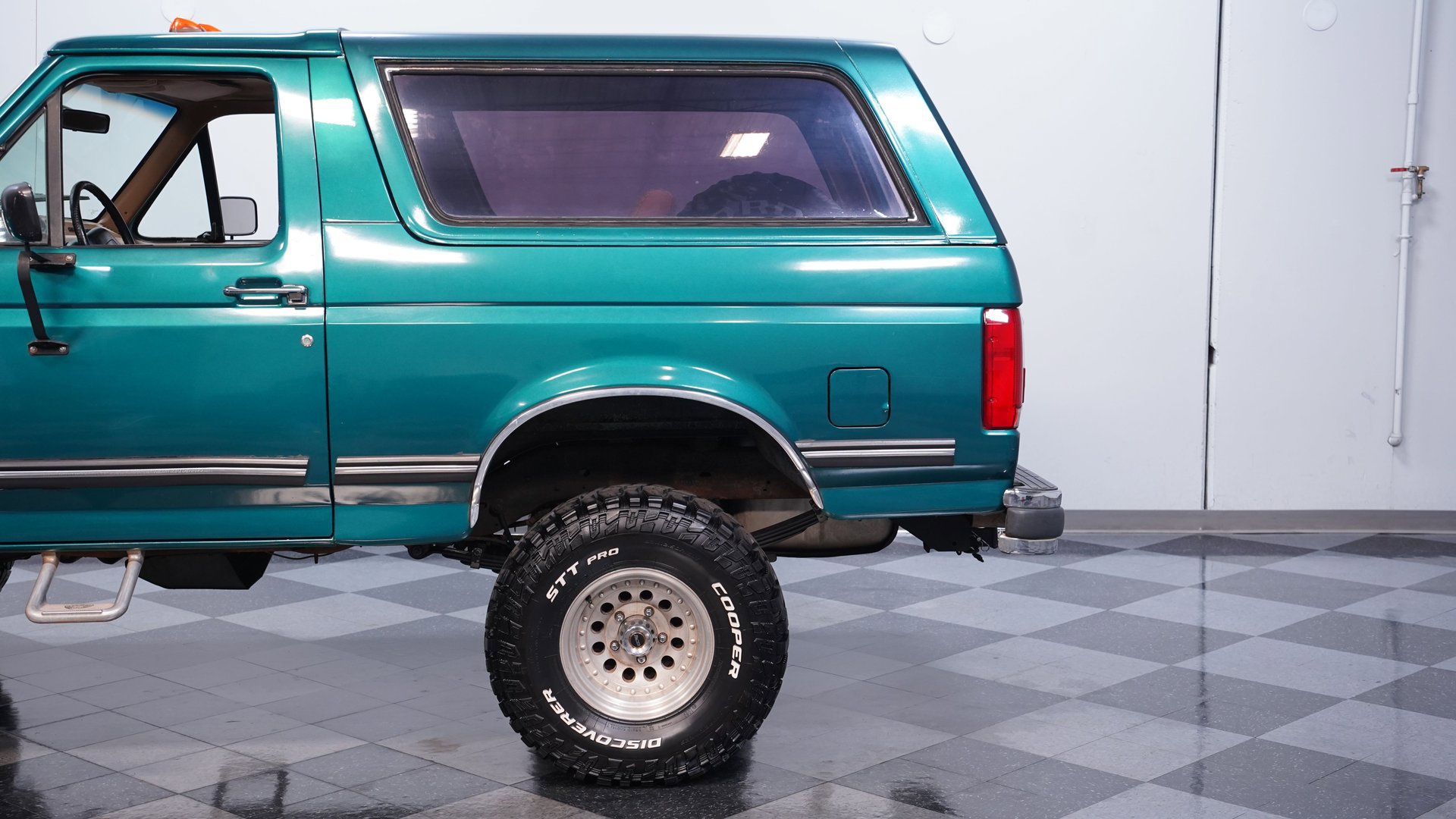 Used 1989 Ford Bronco image 21