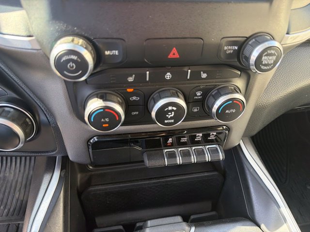 Used 2020 RAM 1500 Big Horn AWD/4WD image 27
