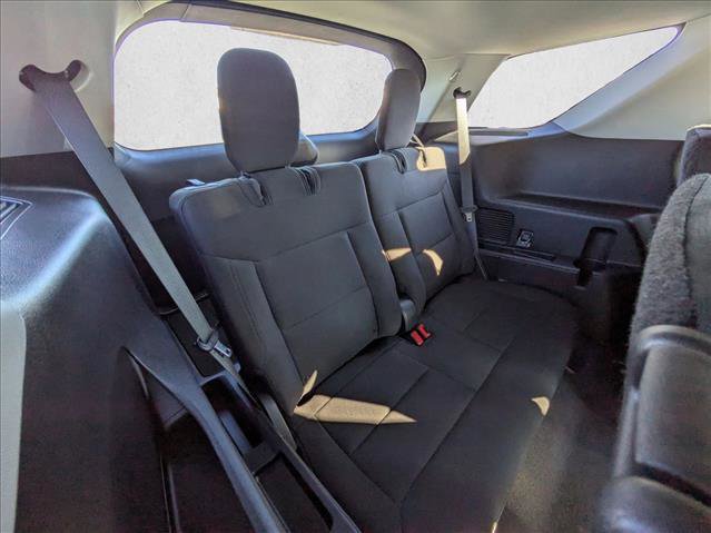 Used 2021 Ford Explorer XLT w/ Class III Trailer Tow Package image 17