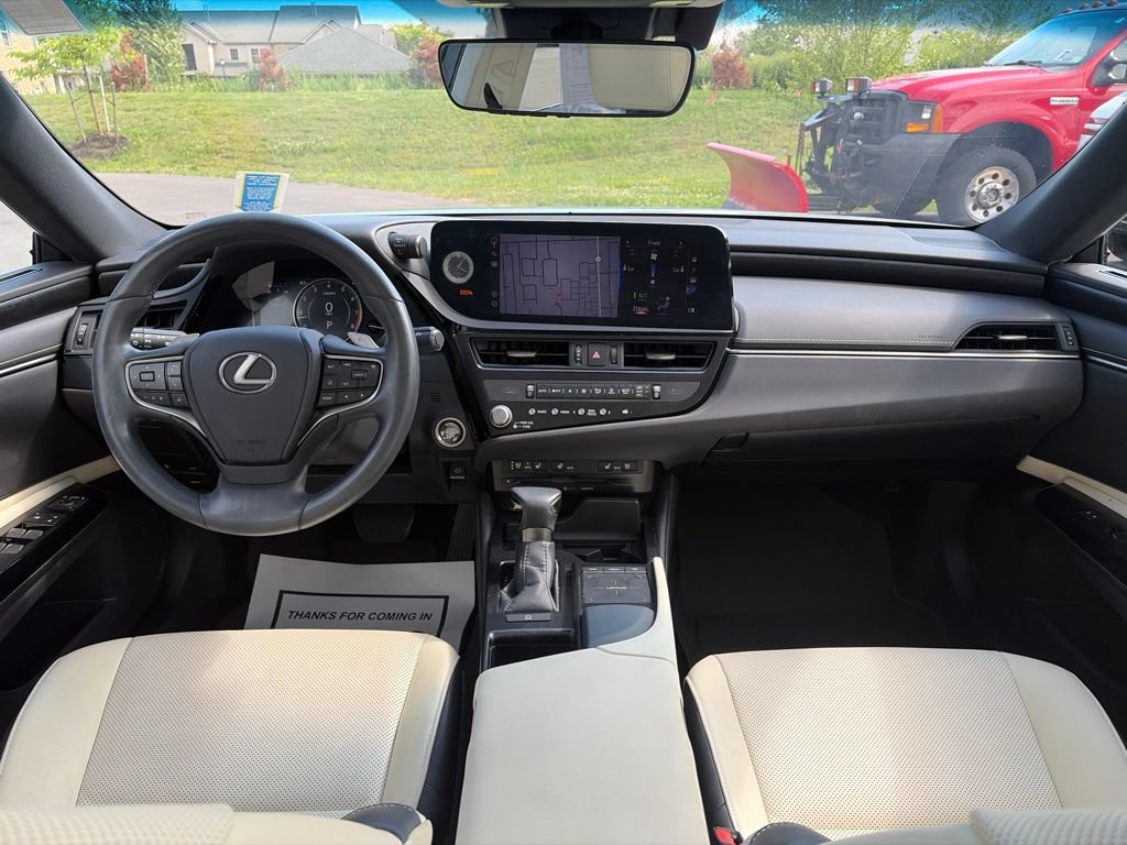 Used 2022 Lexus ES 350 w/ Premium Package FWD image 7