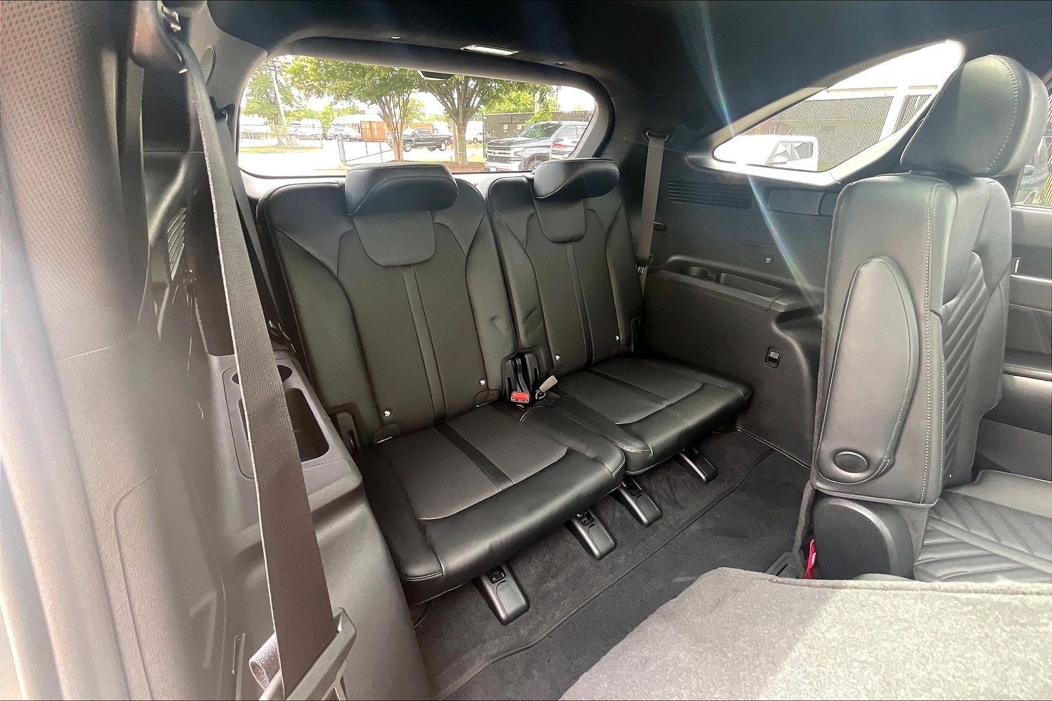 Used 2024 Kia Sorento SX Prestige AWD/4WD image 33