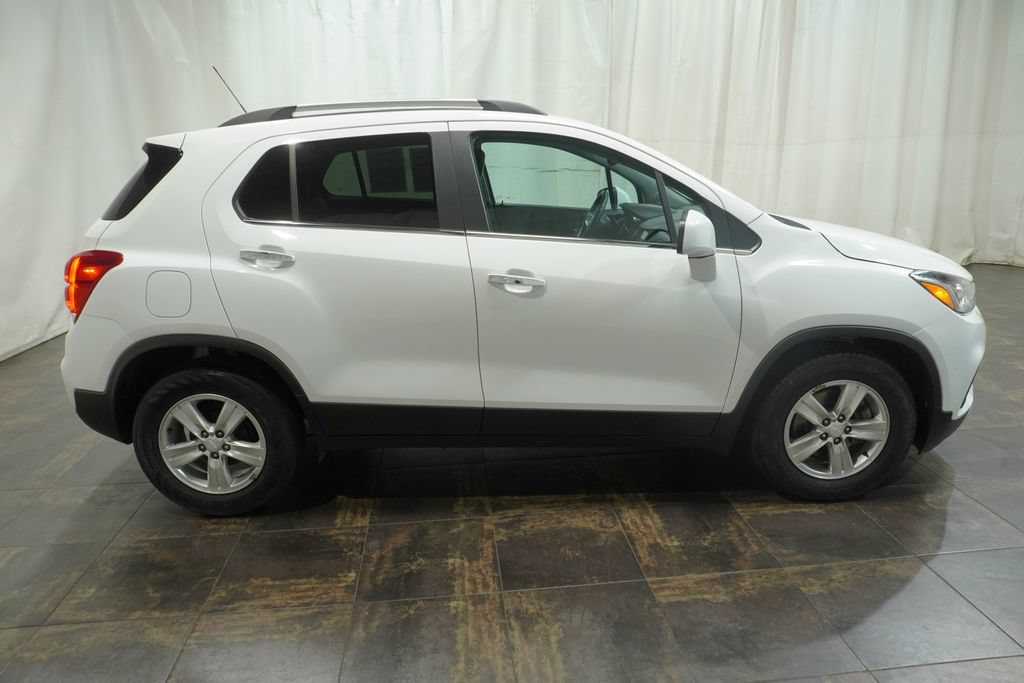 Used 2018 Chevrolet Trax LT w/ Driver Confidence Package FWD image 4