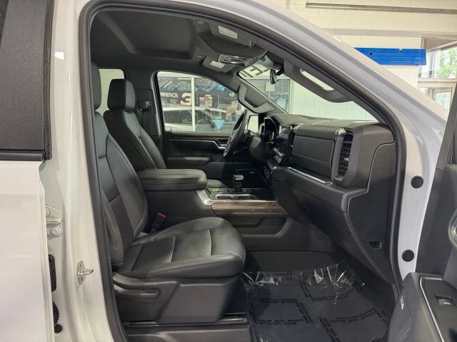 Used 2025 Chevrolet Silverado 1500 RST w/ RST All Star Premium Package AWD/4WD image 14