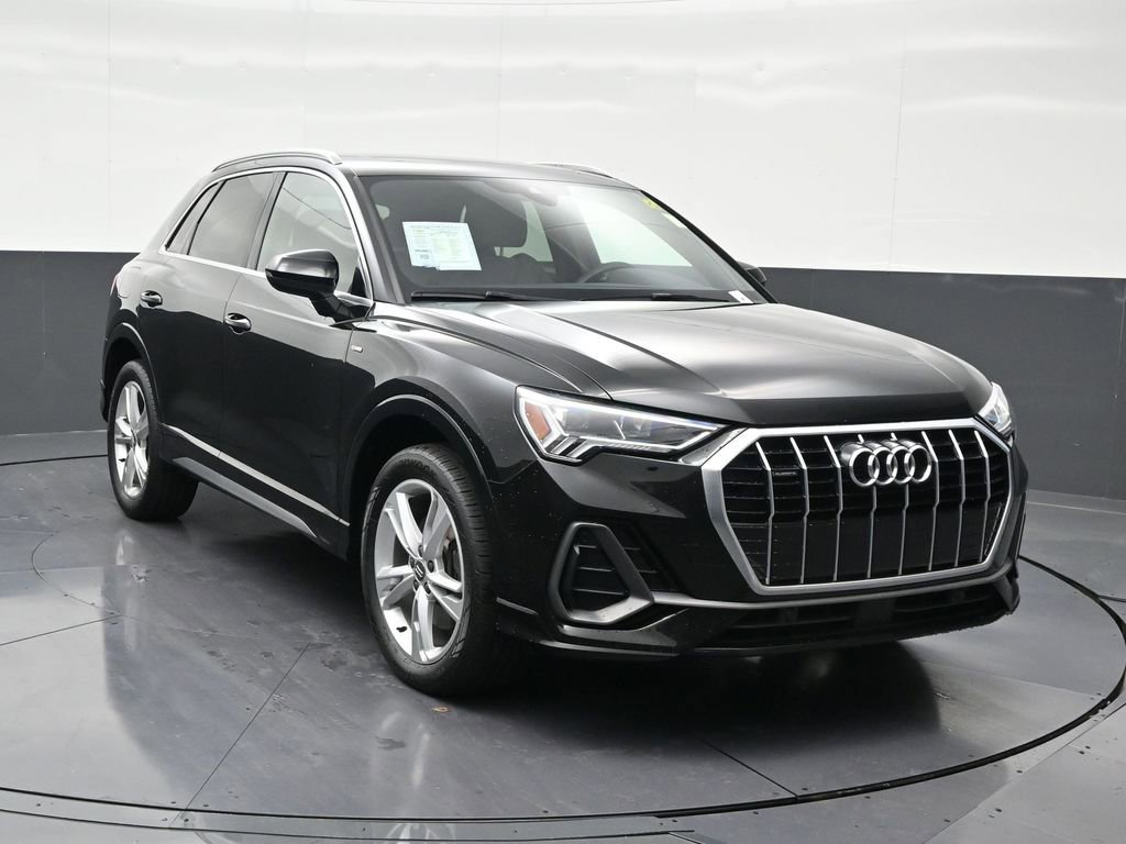 Used 2019 Audi Q3 2.0T Premium Plus w/ Premium Plus Package image 8