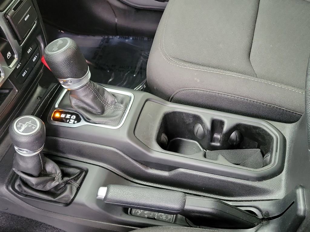 Used 2022 Jeep Wrangler Willys image 30