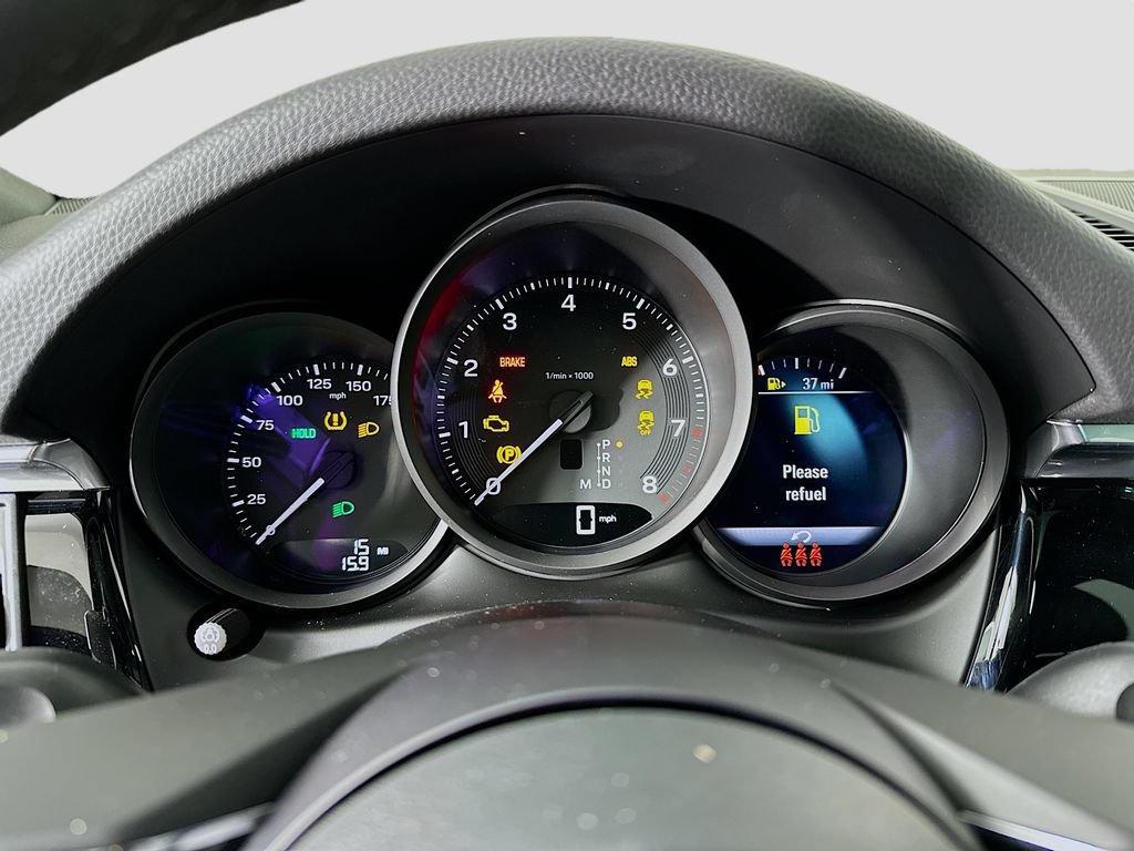 Certified 2026 Porsche Macan AWD/4WD image 13