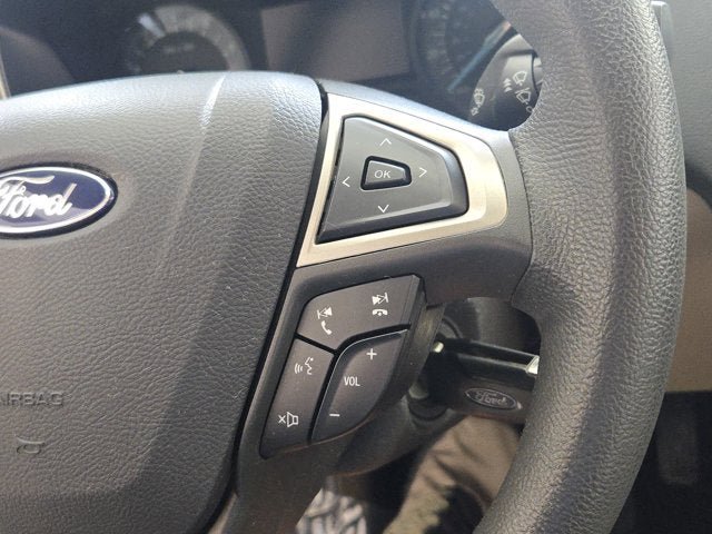 Used 2014 Ford Fusion SE FWD image 25