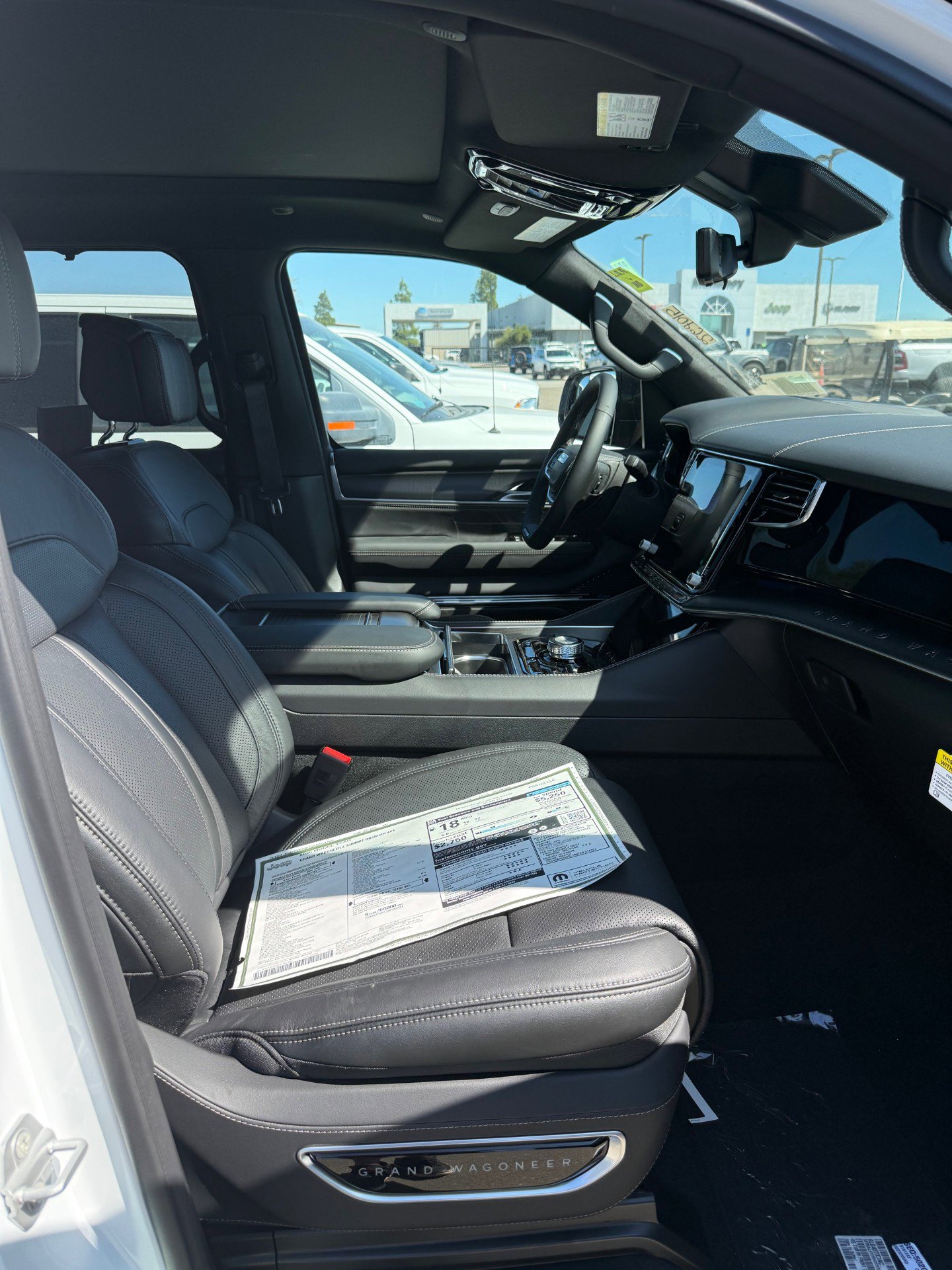 New 2026 Jeep Grand Wagoneer L Summit image 5