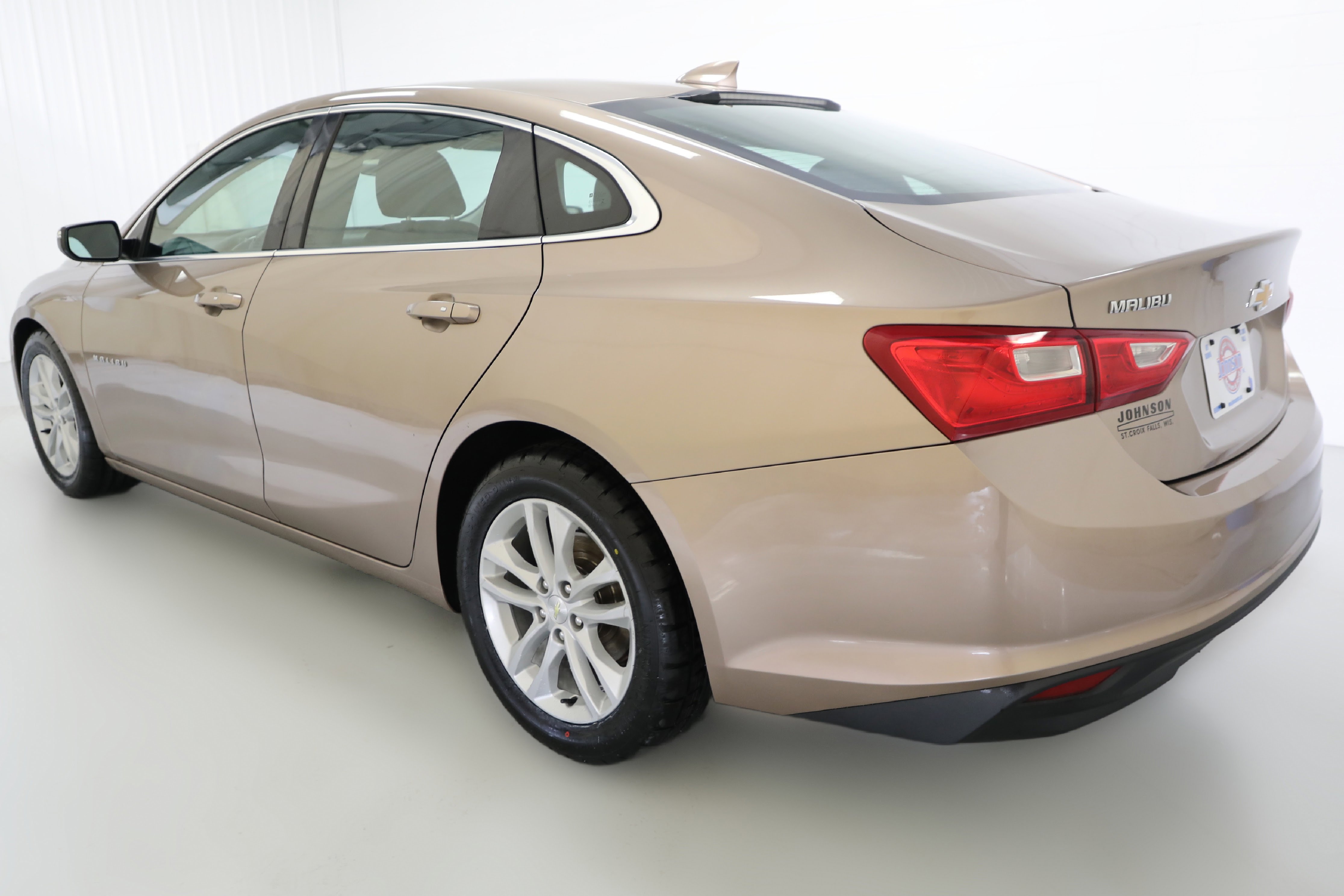 Used 2018 Chevrolet Malibu Hybrid image 20