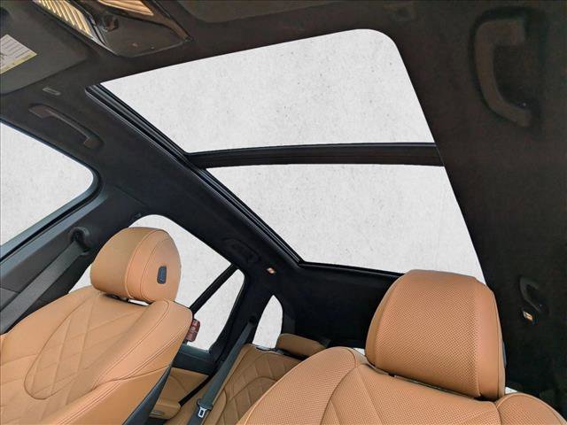 Used 2025 BMW X5 xDrive40i w/ Premium Package image 16