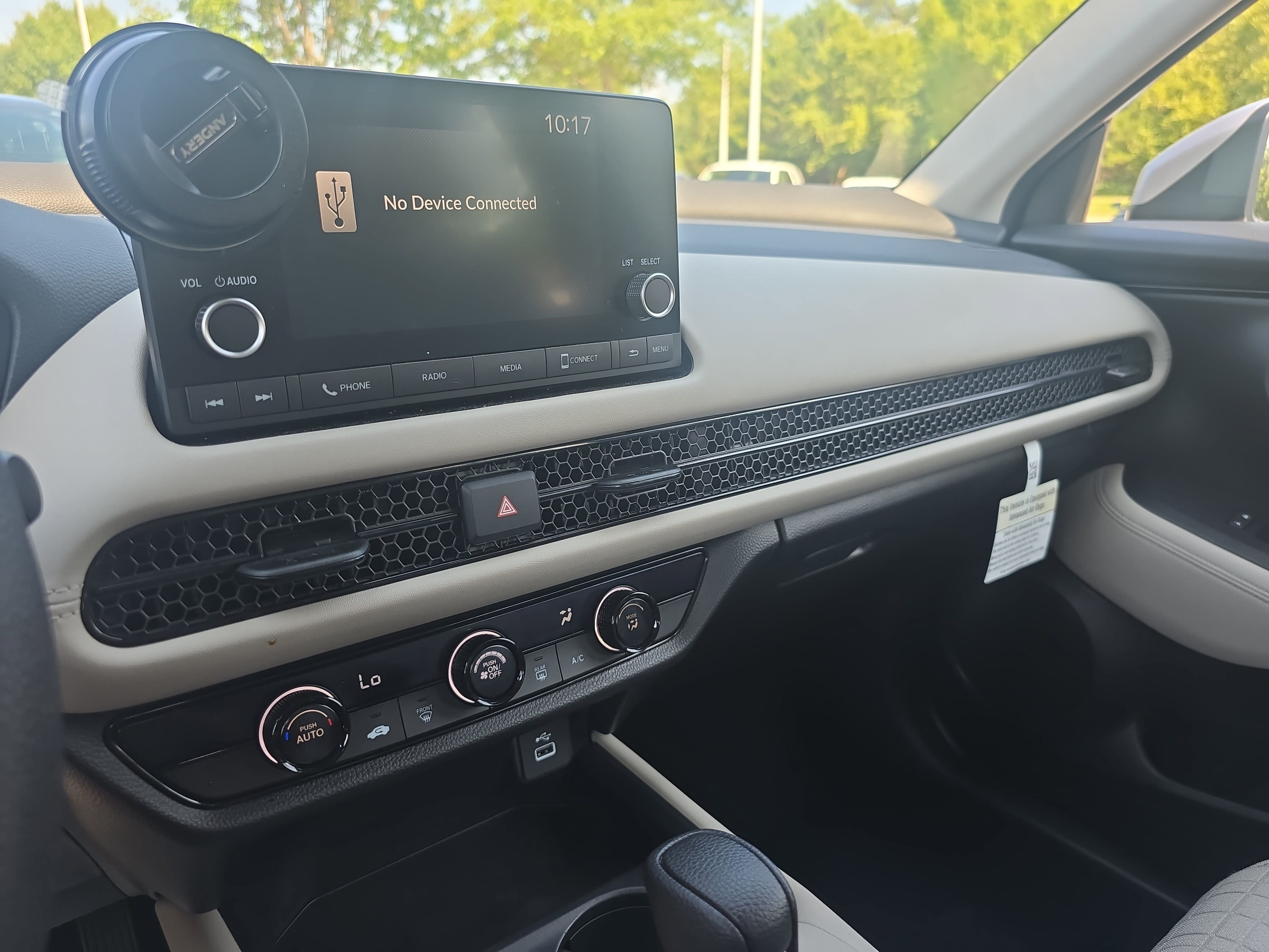 Used 2024 Honda HR-V LX image 19